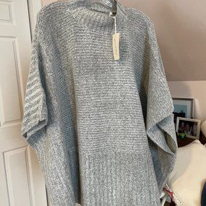 NWT Universal Thread Poncho Sweater